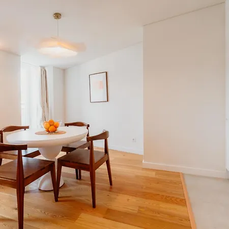 Orange House - Stunning One-bedroom 2e Appartement