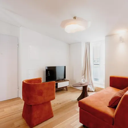 Orange House - Stunning One-bedroom 2e * Лісабон